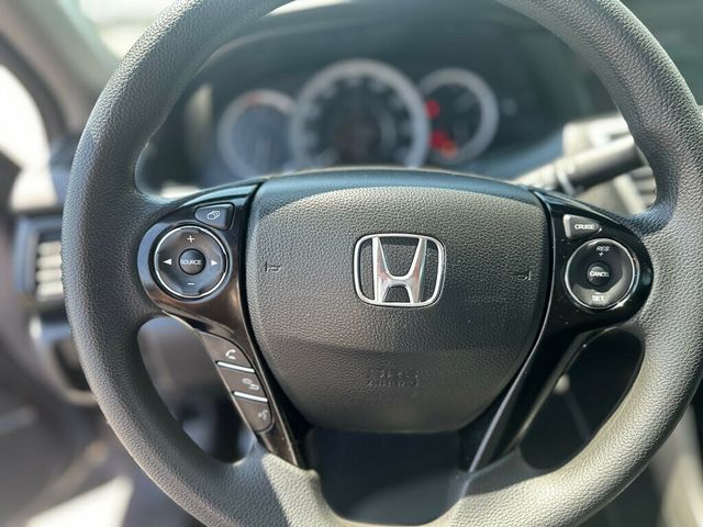 2017 Honda Accord Sedan LX CVT - 22423069 - 16