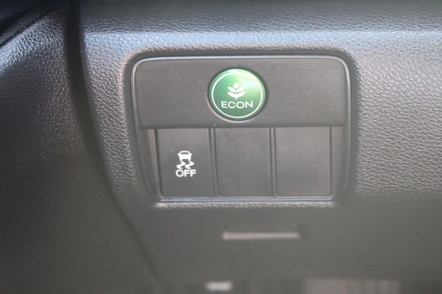 2017 Honda Accord Sedan LX CVT - 22932106 - 30