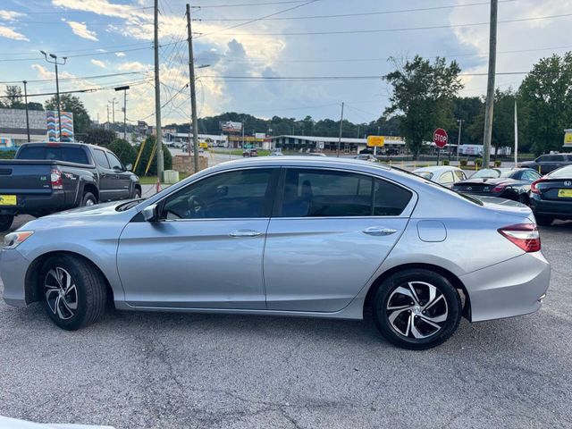 2017 Honda Accord Sedan LX CVT - 22904691 - 2