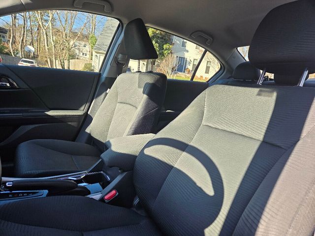 2017 Honda Accord Sedan LX CVT - 22966827 - 9