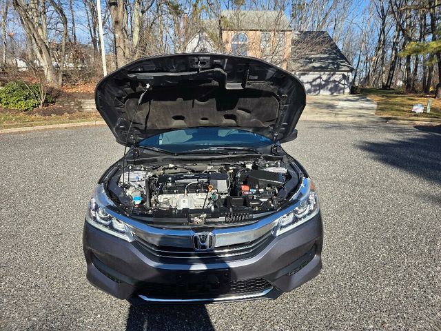 2017 Honda Accord Sedan LX CVT - 22966827 - 15