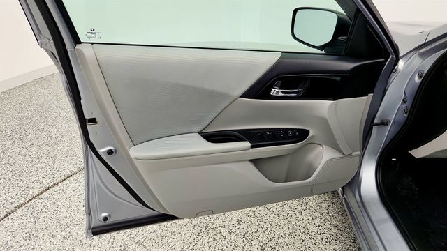 2017 Honda Accord Sedan LX CVT - 23009498 - 9