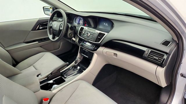 2017 Honda Accord Sedan LX CVT - 23009498 - 23