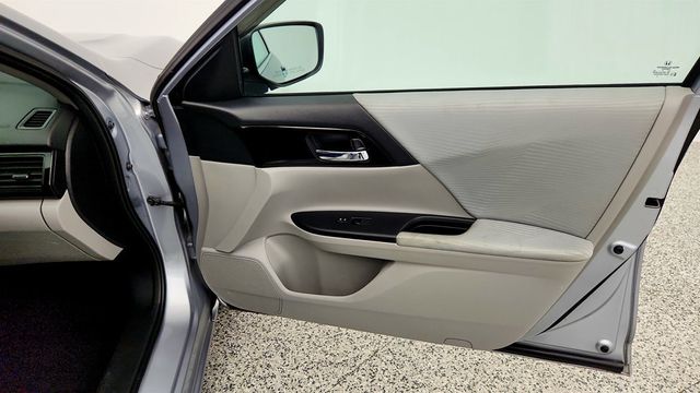 2017 Honda Accord Sedan LX CVT - 23009498 - 24