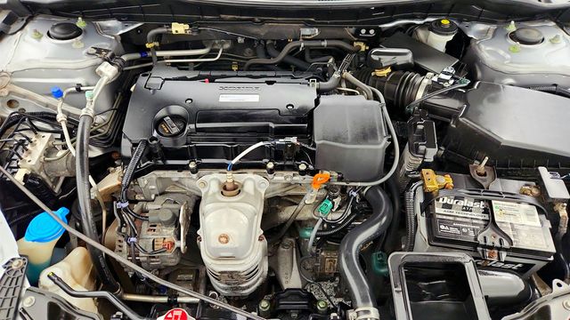 2017 Honda Accord Sedan LX CVT - 23009498 - 25