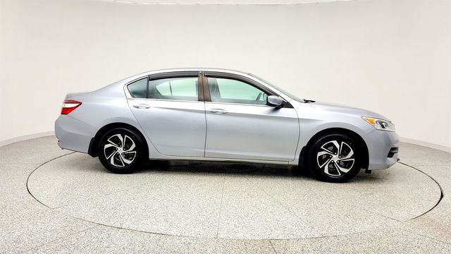 2017 Honda Accord Sedan LX CVT - 23009498 - 3