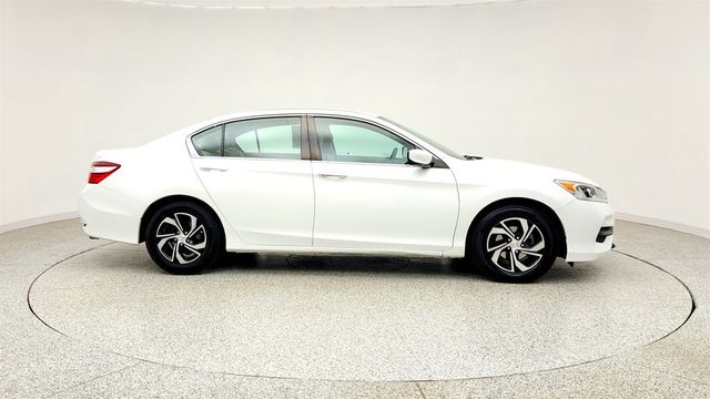 2017 Honda Accord Sedan LX CVT - 23041510 - 3