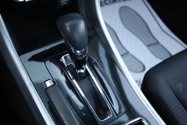 2017 Honda Accord Sedan LX CVT w/Honda Sensing - 22958263 - 36