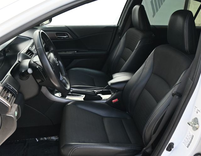 2017 Honda Accord Sedan Sport  - 23002939 - 12