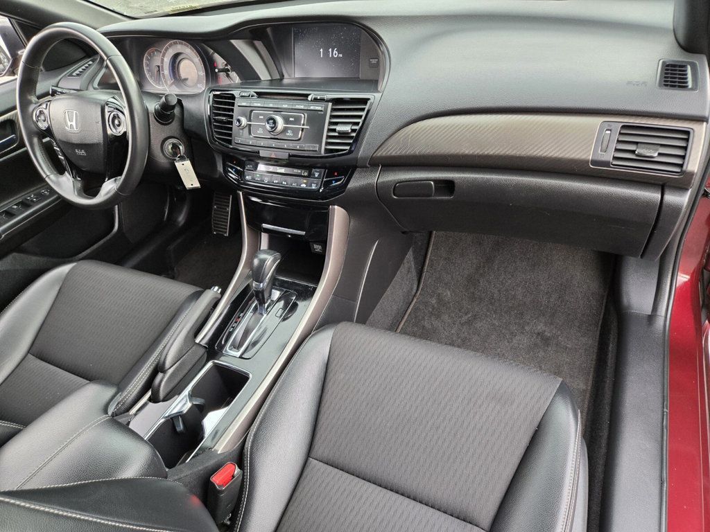 2017 Honda Accord Sedan Sport CVT - 22905880 - 14