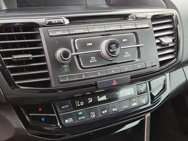 2017 Honda Accord Sedan Sport CVT - 22905880 - 18