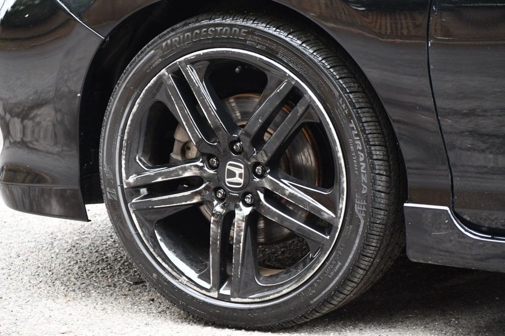 2017 Honda Accord Sport photo 10