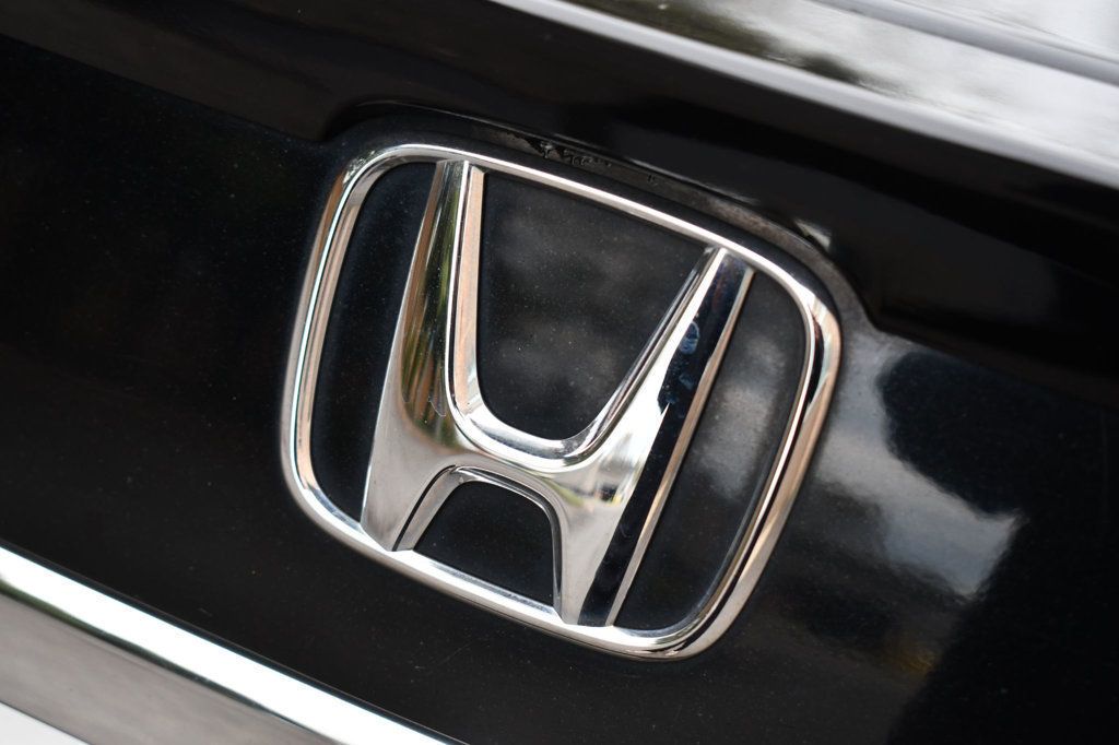 2017 Honda Accord Sport photo 17