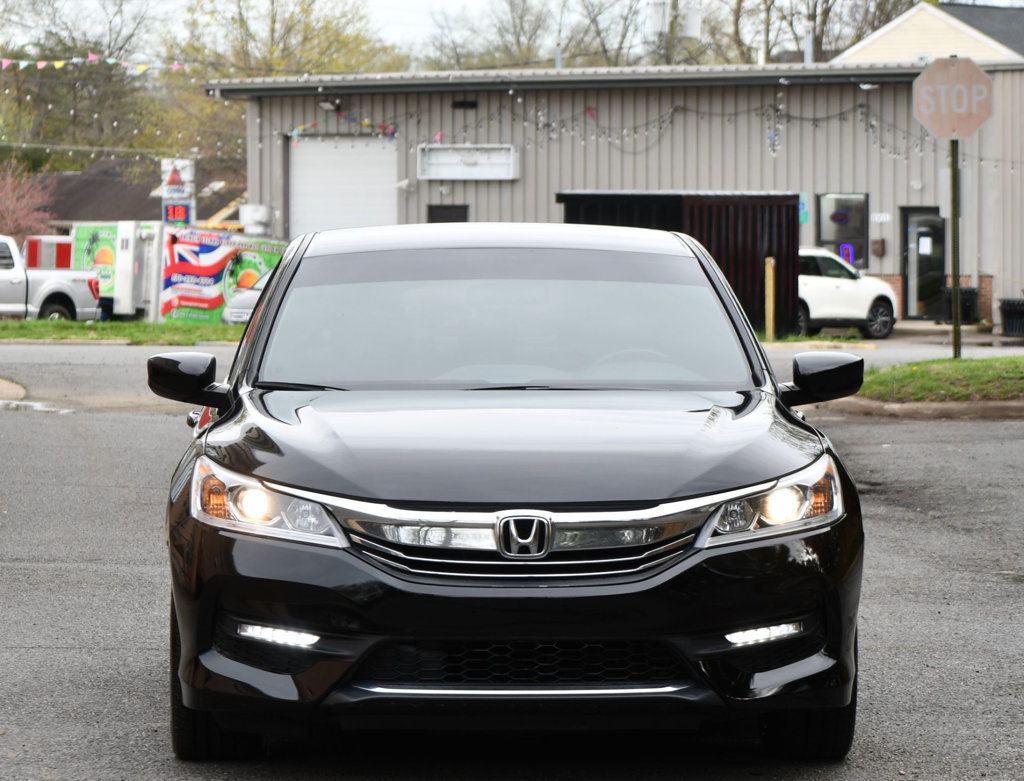 2017 Honda Accord Sport photo 2