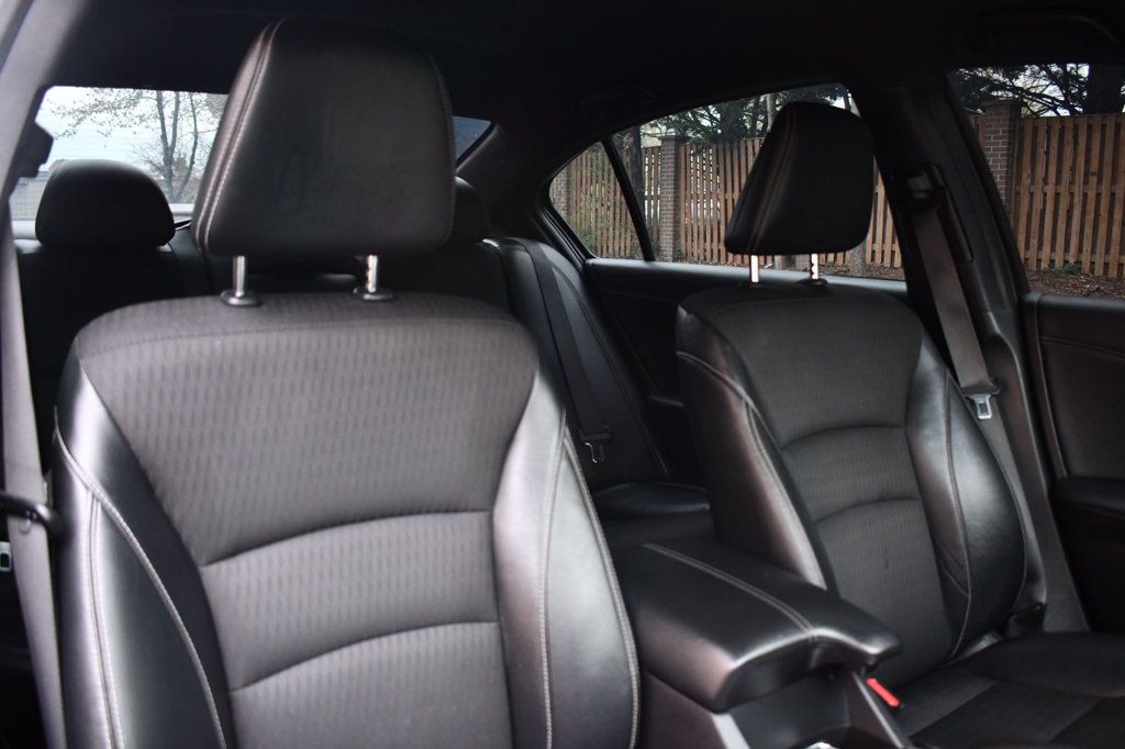 2017 Honda Accord Sport photo 27