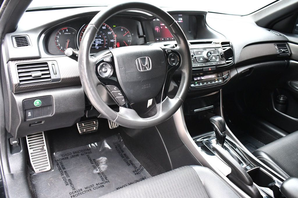 2017 Honda Accord Sport photo 30