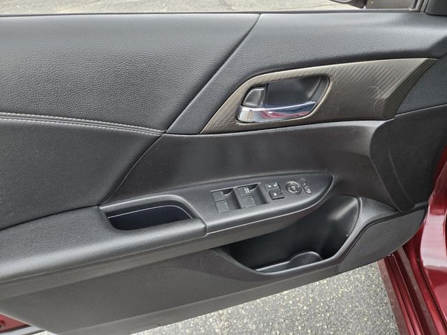 2017 Honda Accord Sedan Sport CVT - 22966262 - 15