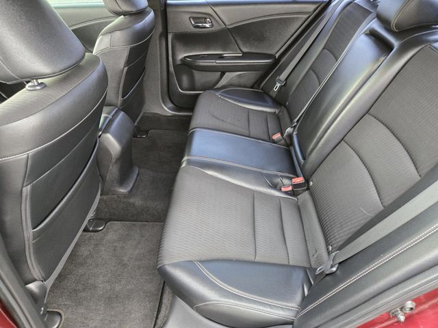 2017 Honda Accord Sedan Sport CVT - 22966262 - 8
