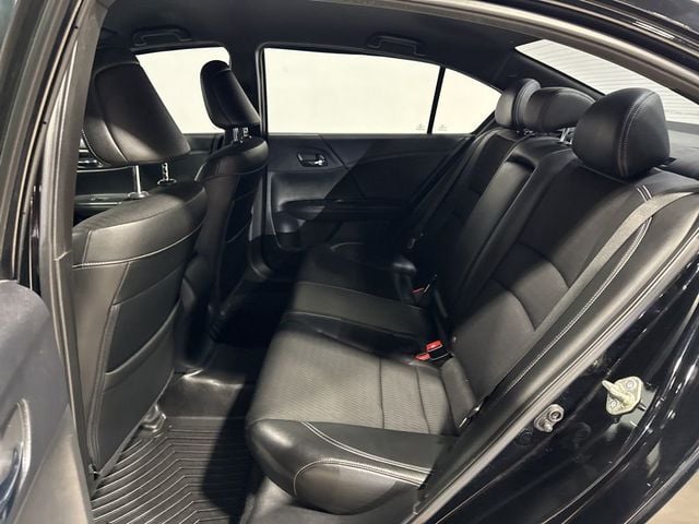 2017 Honda Accord Sedan Sport CVT - 22987594 - 25