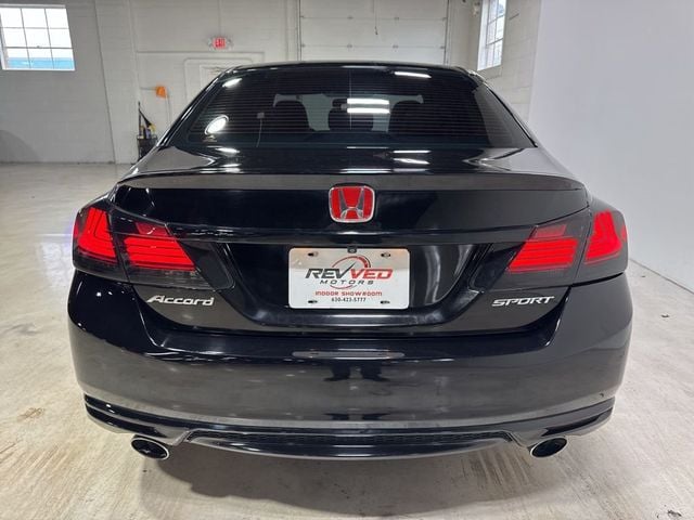 2017 Honda Accord Sedan Sport CVT - 22987594 - 5