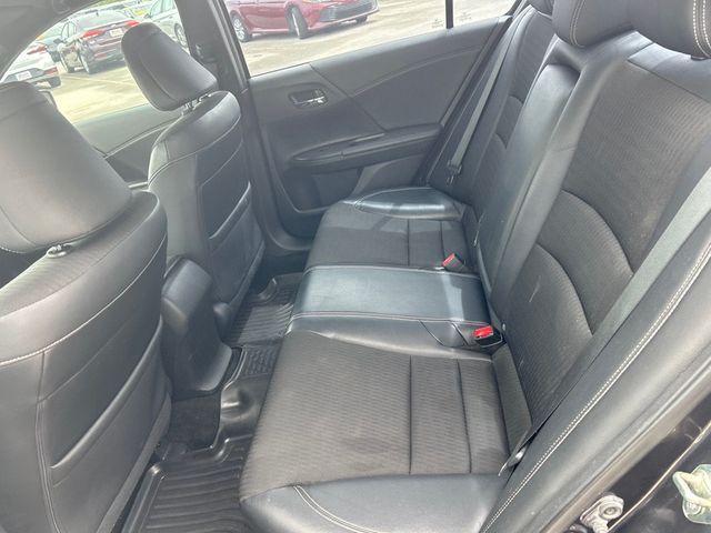 2017 Honda Accord Sedan Sport CVT - 23009798 - 6