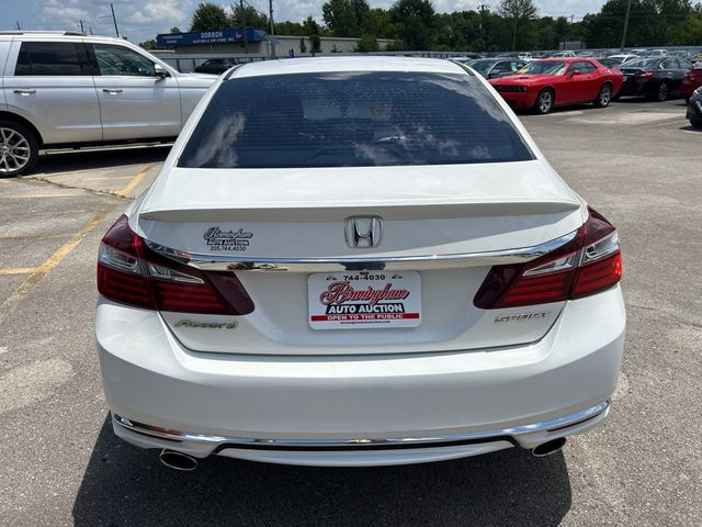 2017 Honda Accord Sedan Sport CVT - 23047778 - 4