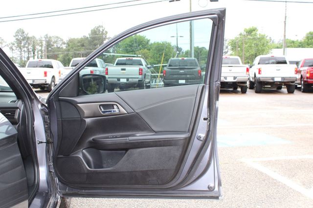 2017 Honda Accord Sedan Sport CVT - 23011006 - 25