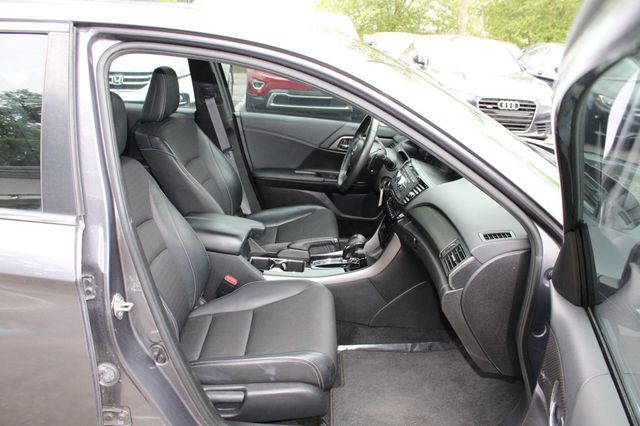 2017 Honda Accord Sedan Sport CVT - 23011006 - 26