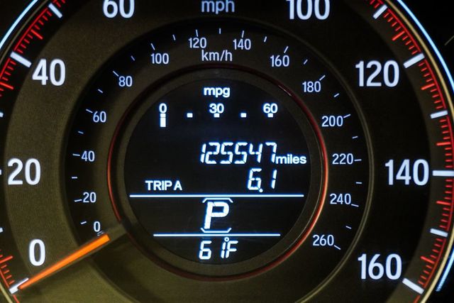 2017 Honda Accord Sedan Sport CVT - 22995603 - 26