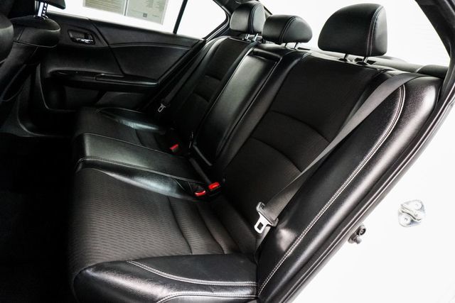 2017 Honda Accord Sedan Sport CVT - 22995603 - 6