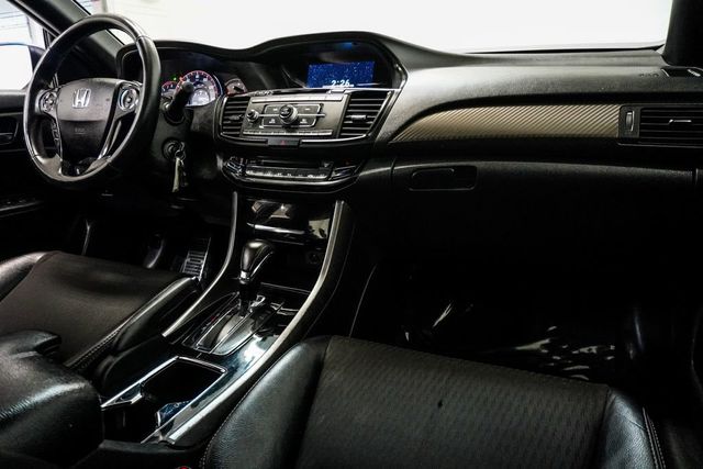 2017 Honda Accord Sedan Sport CVT - 22995603 - 8