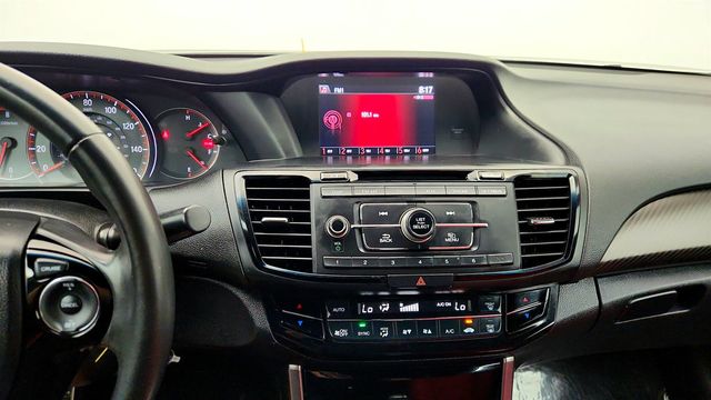 2017 Honda Accord Sedan Sport Manual - 23014723 - 16