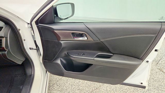 2017 Honda Accord Sedan Sport Manual - 23014723 - 23