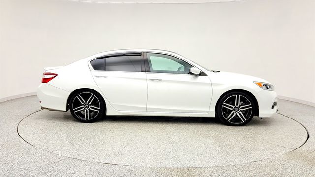 2017 Honda Accord Sedan Sport Manual - 23014723 - 3