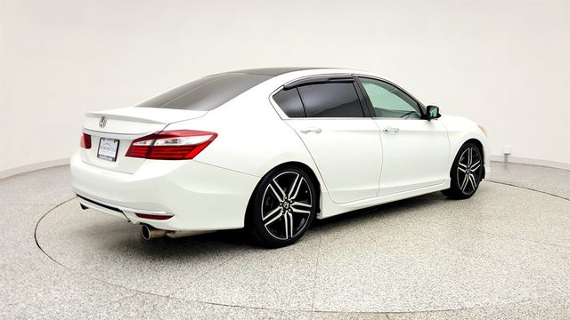 2017 Honda Accord Sedan Sport Manual - 23014723 - 4