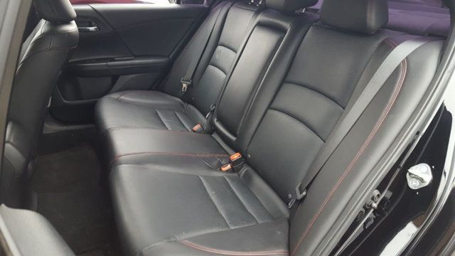 2017 Honda Accord Sedan Sport SE - 18313614 - 14
