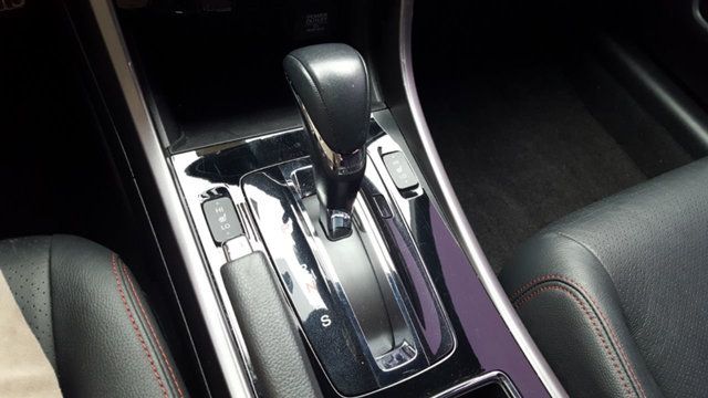 2017 Honda Accord Sedan Sport SE - 18313614 - 20