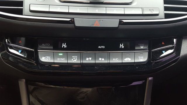 2017 Honda Accord Sedan Sport SE - 18313614 - 22