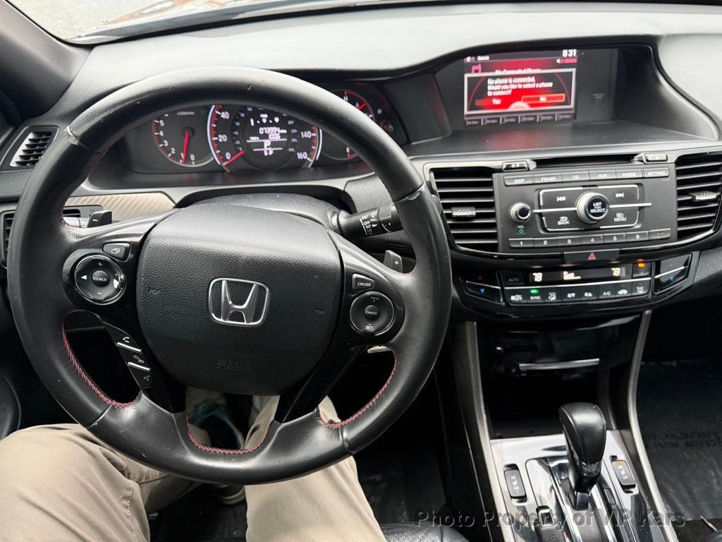 2017 Honda Accord Sedan Sport SE CVT - 22965153 - 17