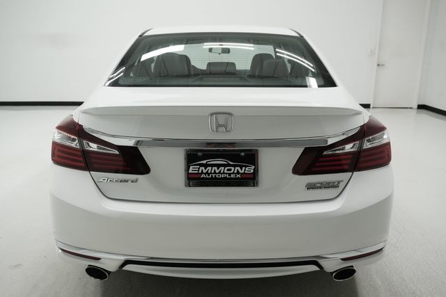 2017 Honda Accord Sedan Sport SE CVT - 22906803 - 4