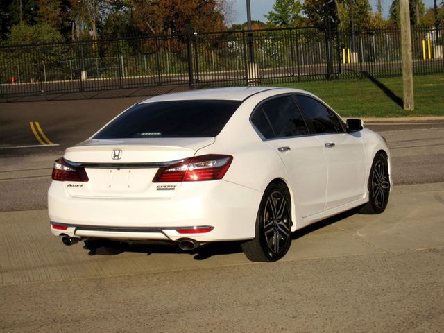 2017 Honda Accord Sedan Sport SE CVT - 23098181 - 11