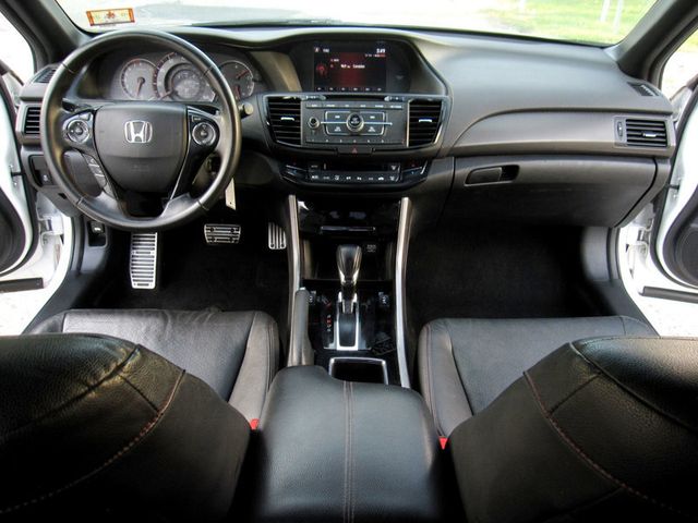 2017 Honda Accord Sedan Sport SE CVT - 23098181 - 20