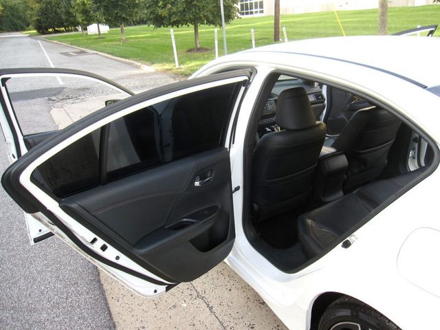 2017 Honda Accord Sedan Sport SE CVT - 23098181 - 25