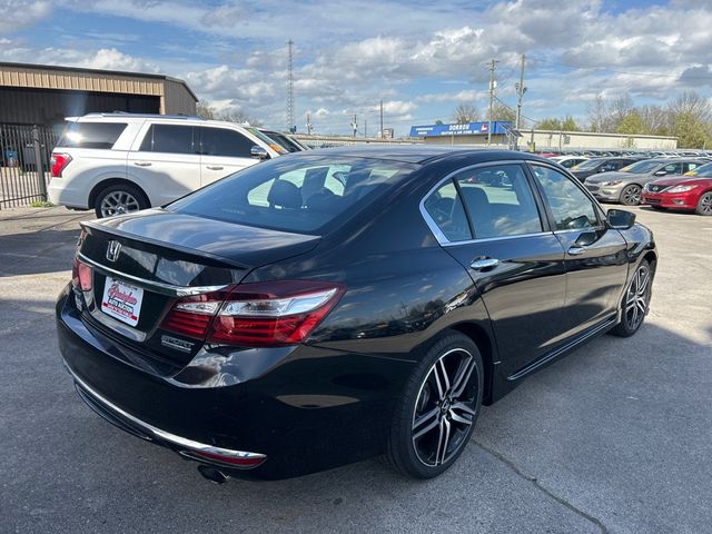 2017 Honda Accord Sedan Sport SE CVT - 22997267 - 3