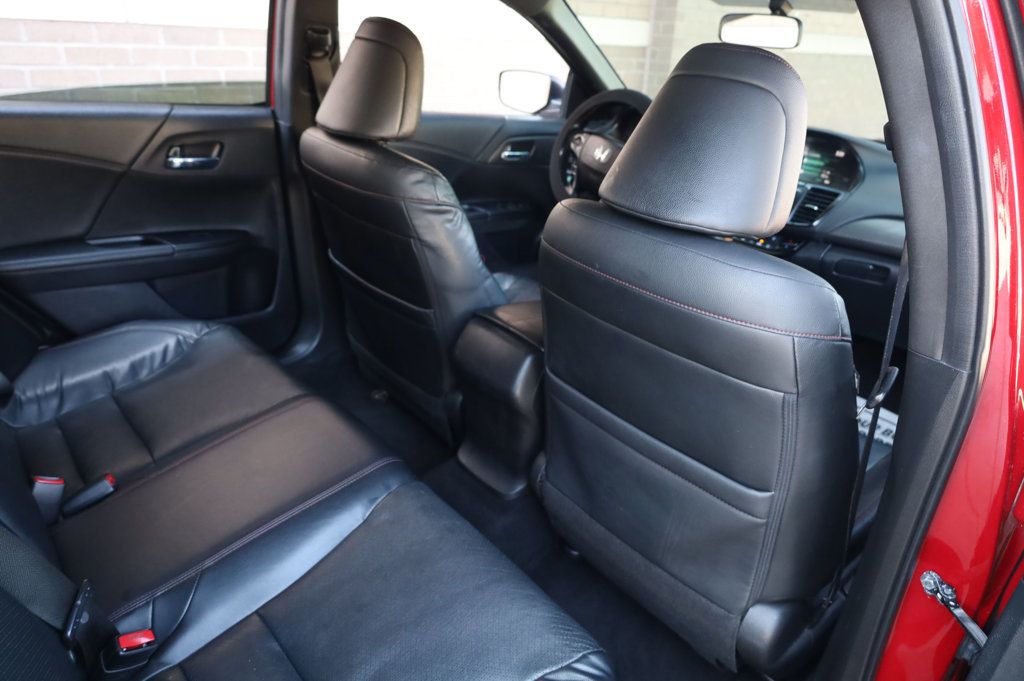 2017 Honda Accord Sport SE photo 21