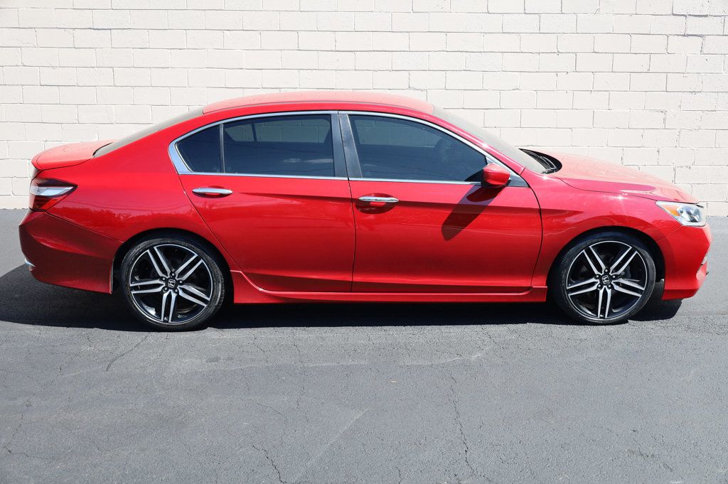 2017 Honda Accord Sport SE photo 3