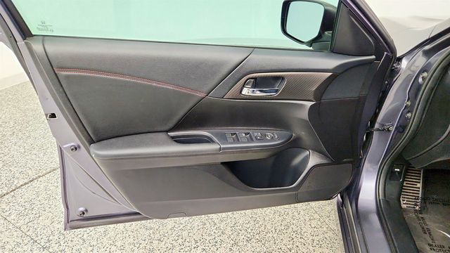 2017 Honda Accord Sedan Sport SE CVT - 23029209 - 9