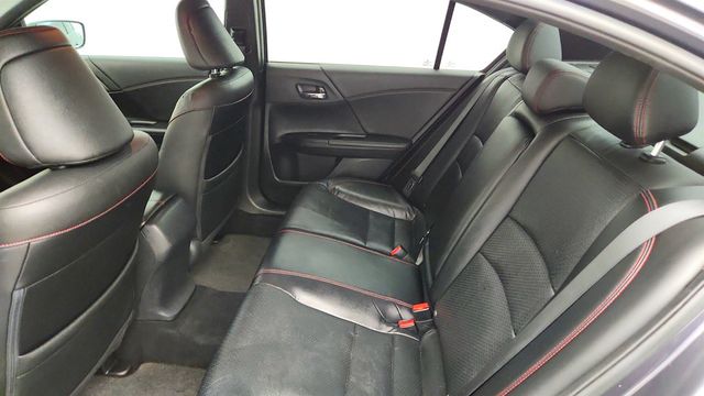 2017 Honda Accord Sedan Sport SE CVT - 23029209 - 19
