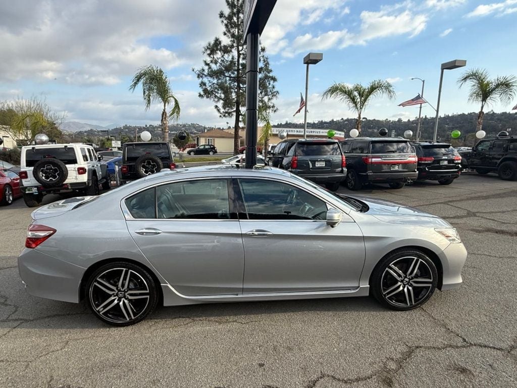 2017 Honda Accord Sedan Touring Automatic - 22761869 - 7