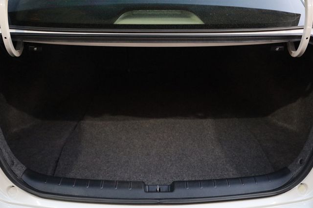 2017 Honda Accord Sedan Touring Automatic - 22811957 - 10